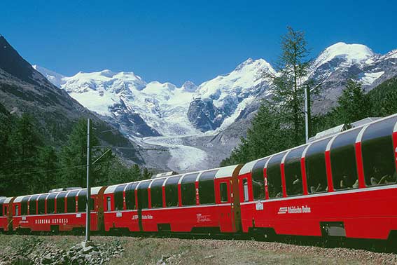 Trenino Rosso del Bernina